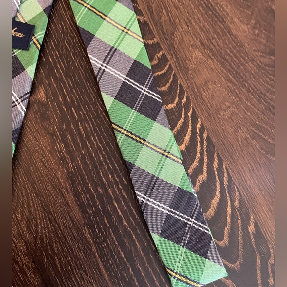 Brooks Brothers Blue & Green Striped Long Men's Neck Tie - Picture 4 of 4
